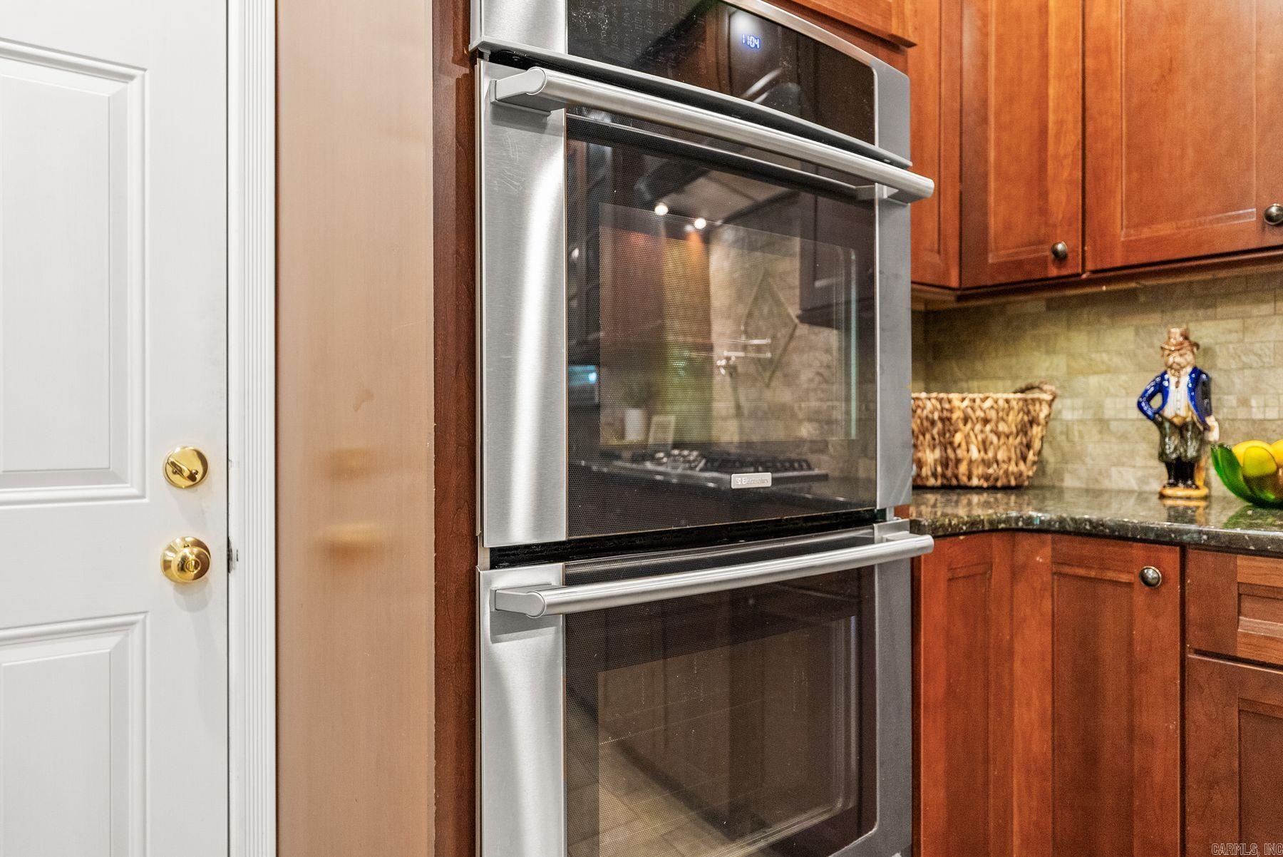 SHANNON HILLS - Residential