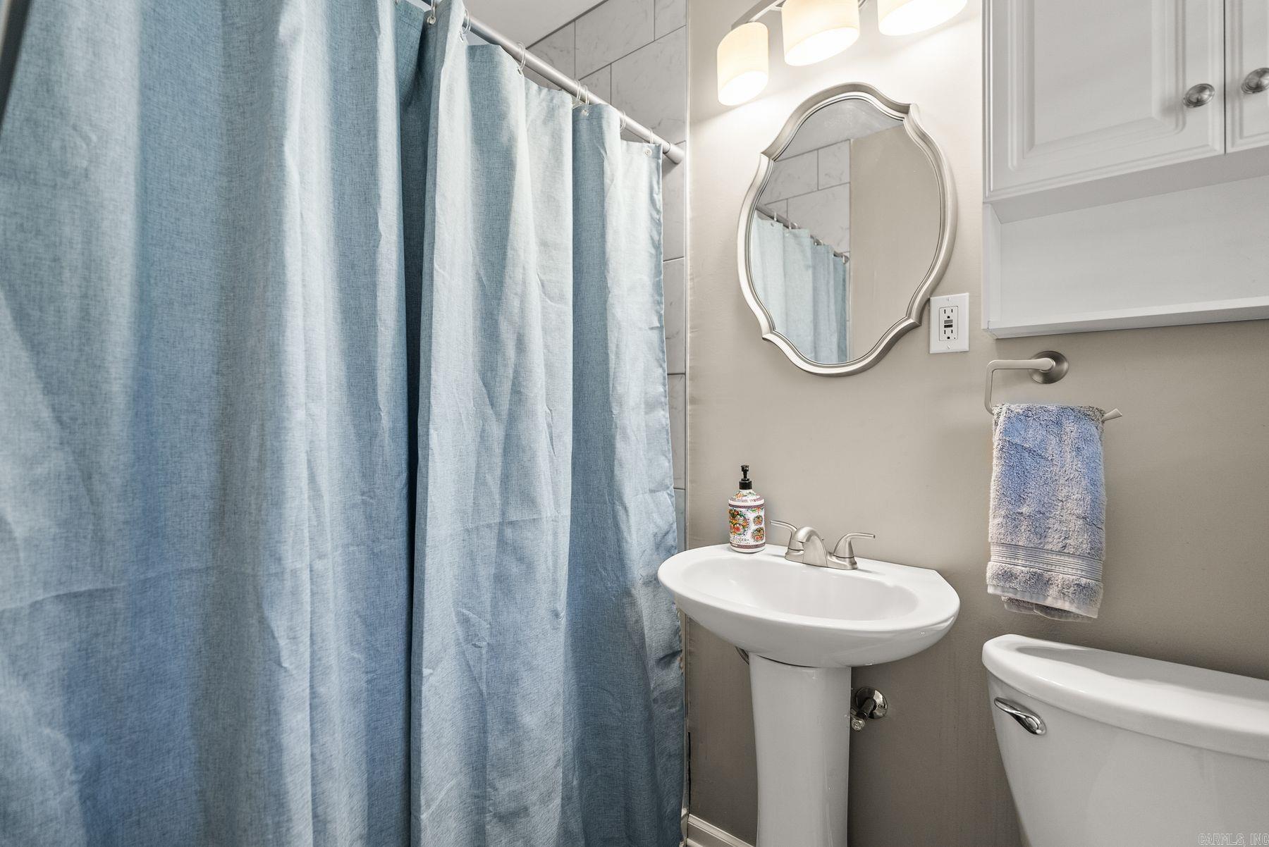 SHANNON HILLS - Residential