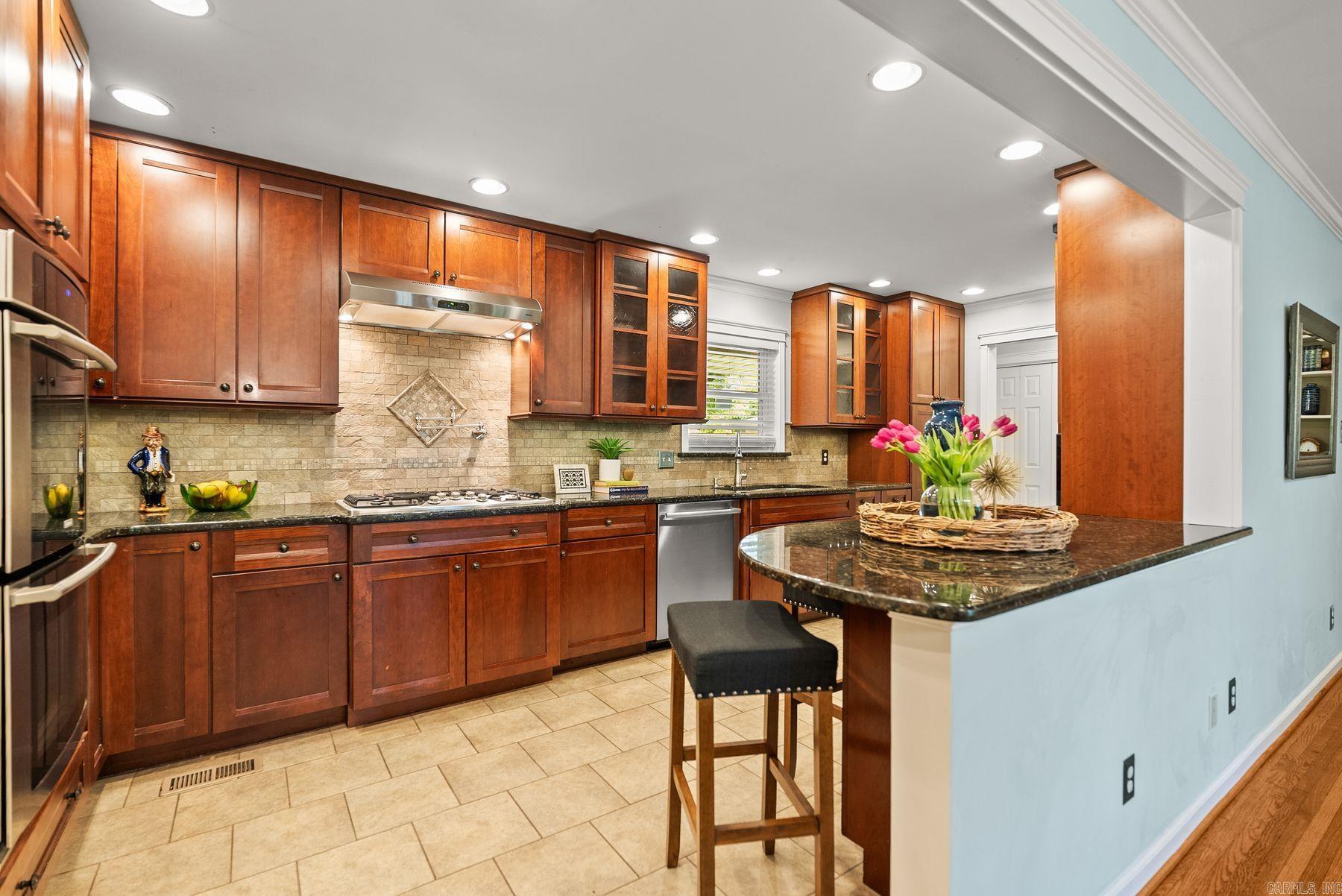 SHANNON HILLS - Residential