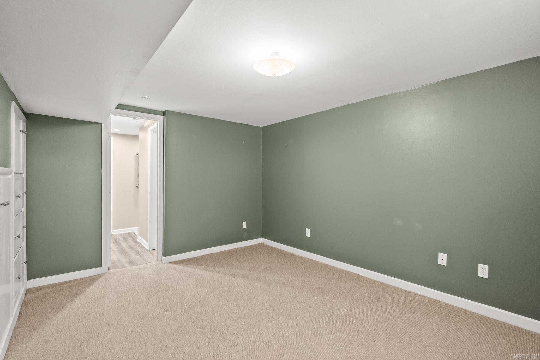 SHANNON HILLS - Residential