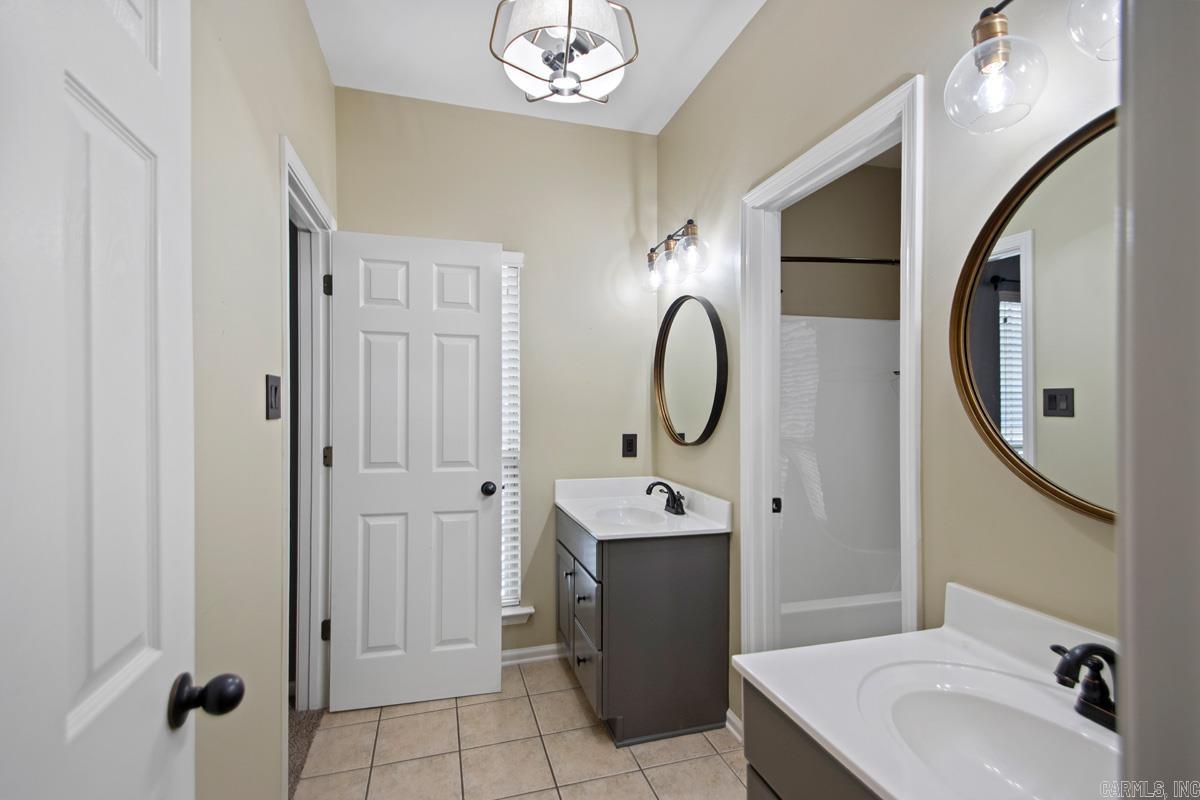 WOODLAND PARK - Residential