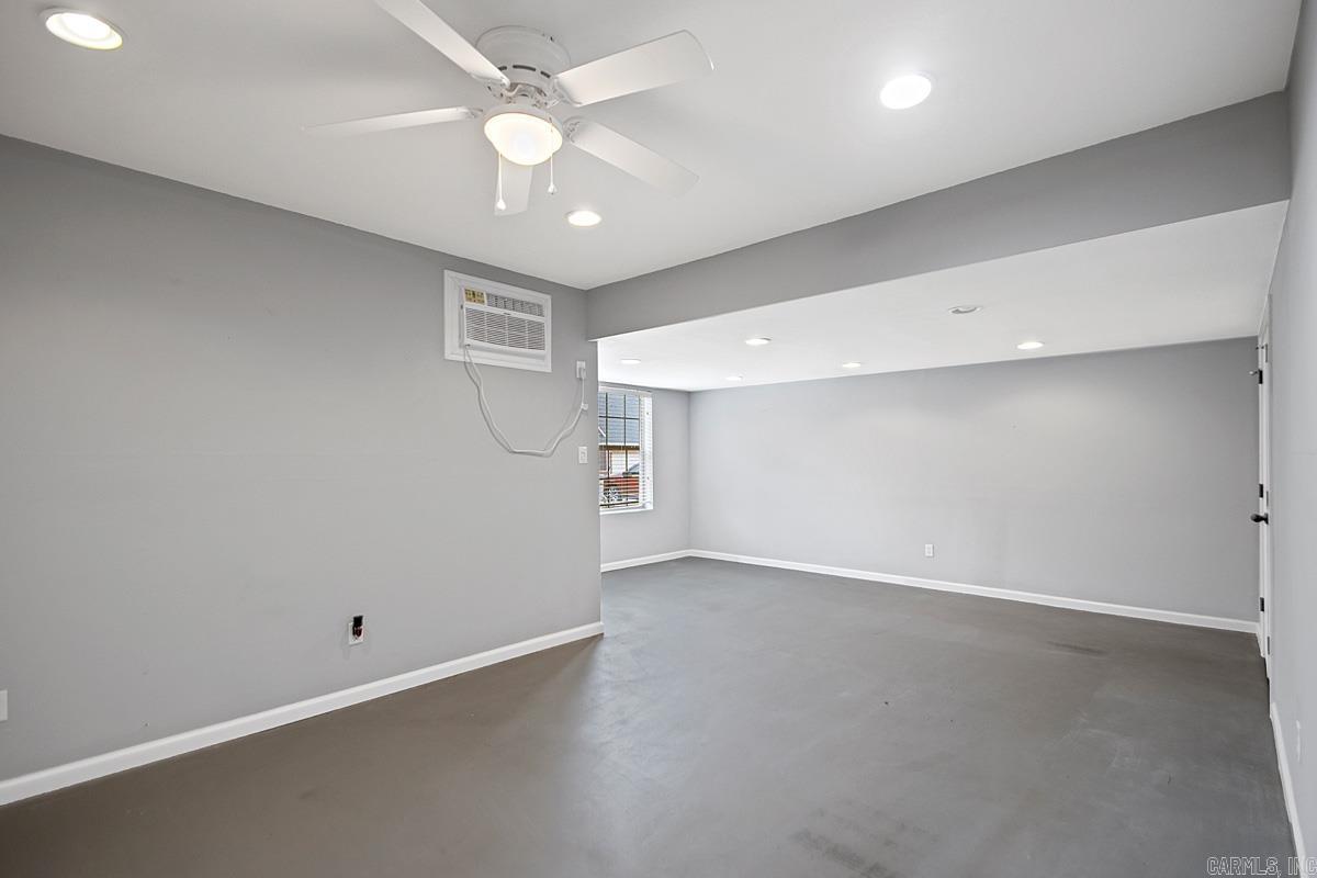 WOODLAND PARK - Residential