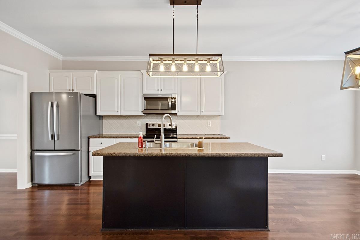 WOODLAND PARK - Residential