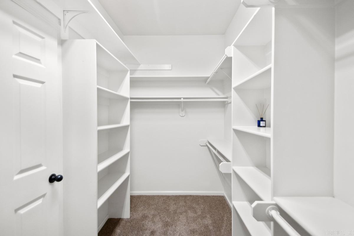 WOODLAND PARK - Residential