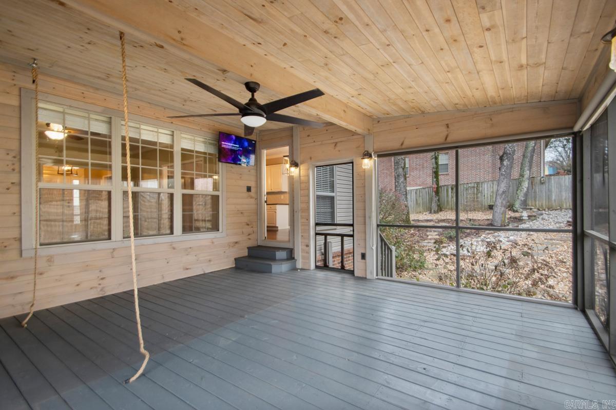 WOODLAND PARK - Residential