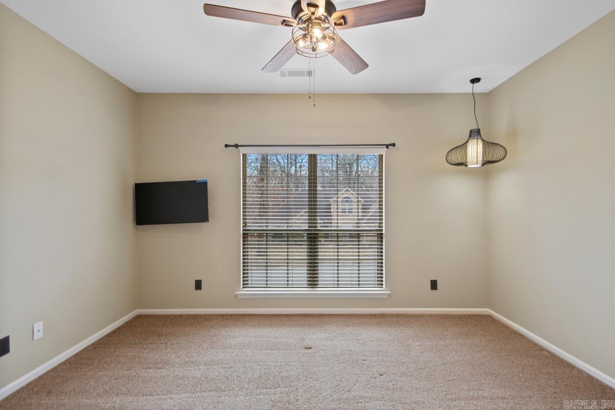 WOODLAND PARK - Residential