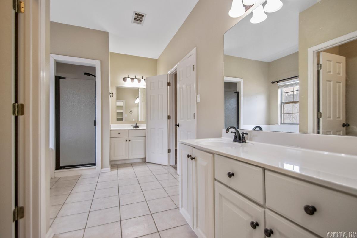 WOODLAND PARK - Residential