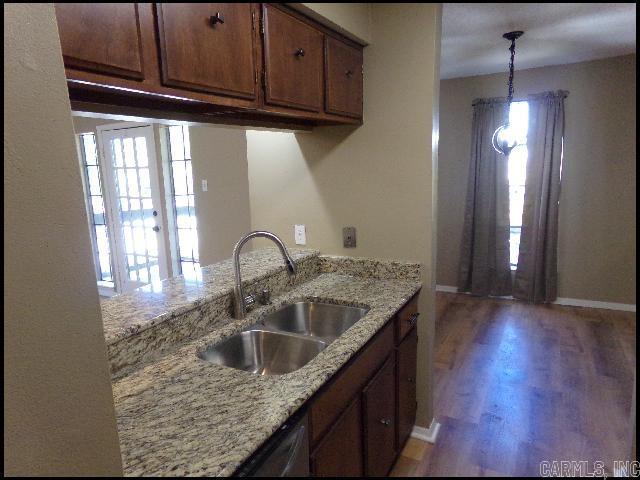 Las Casitas - Residential Lease