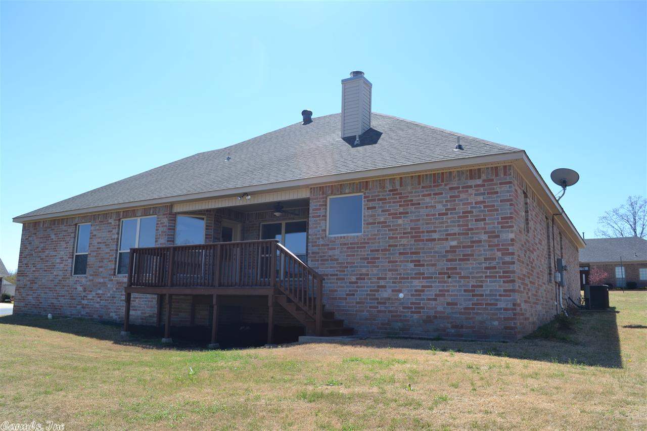 MILLERS CROSSING - Residential