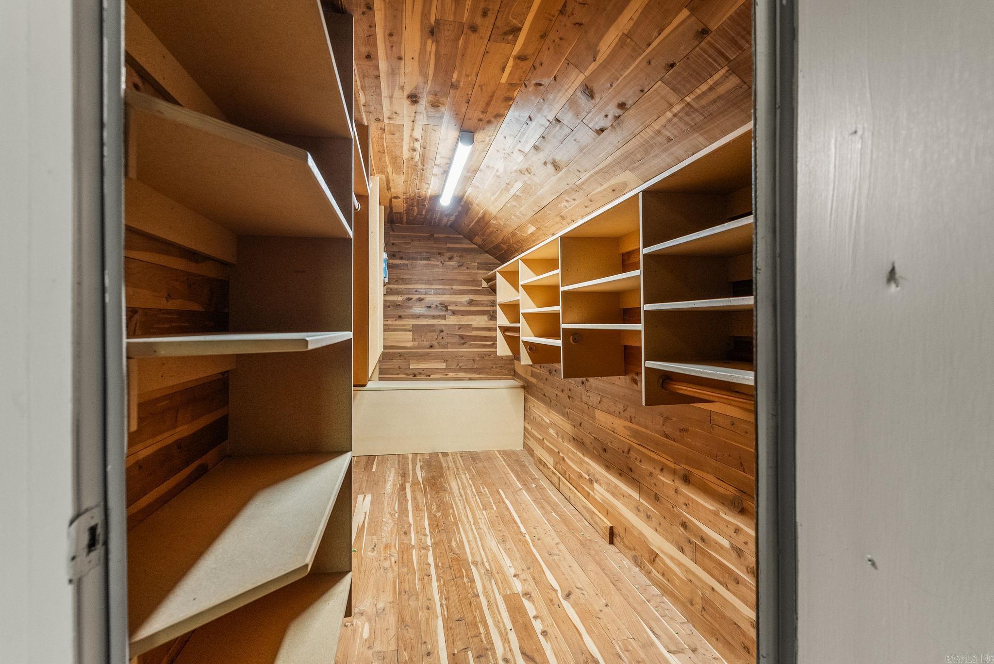 MIDLAND HILLS - Residential