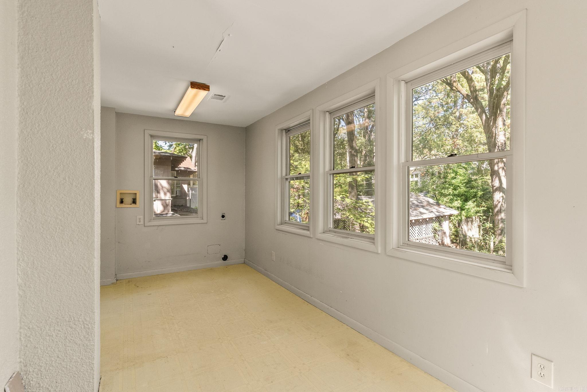 MIDLAND HILLS - Residential