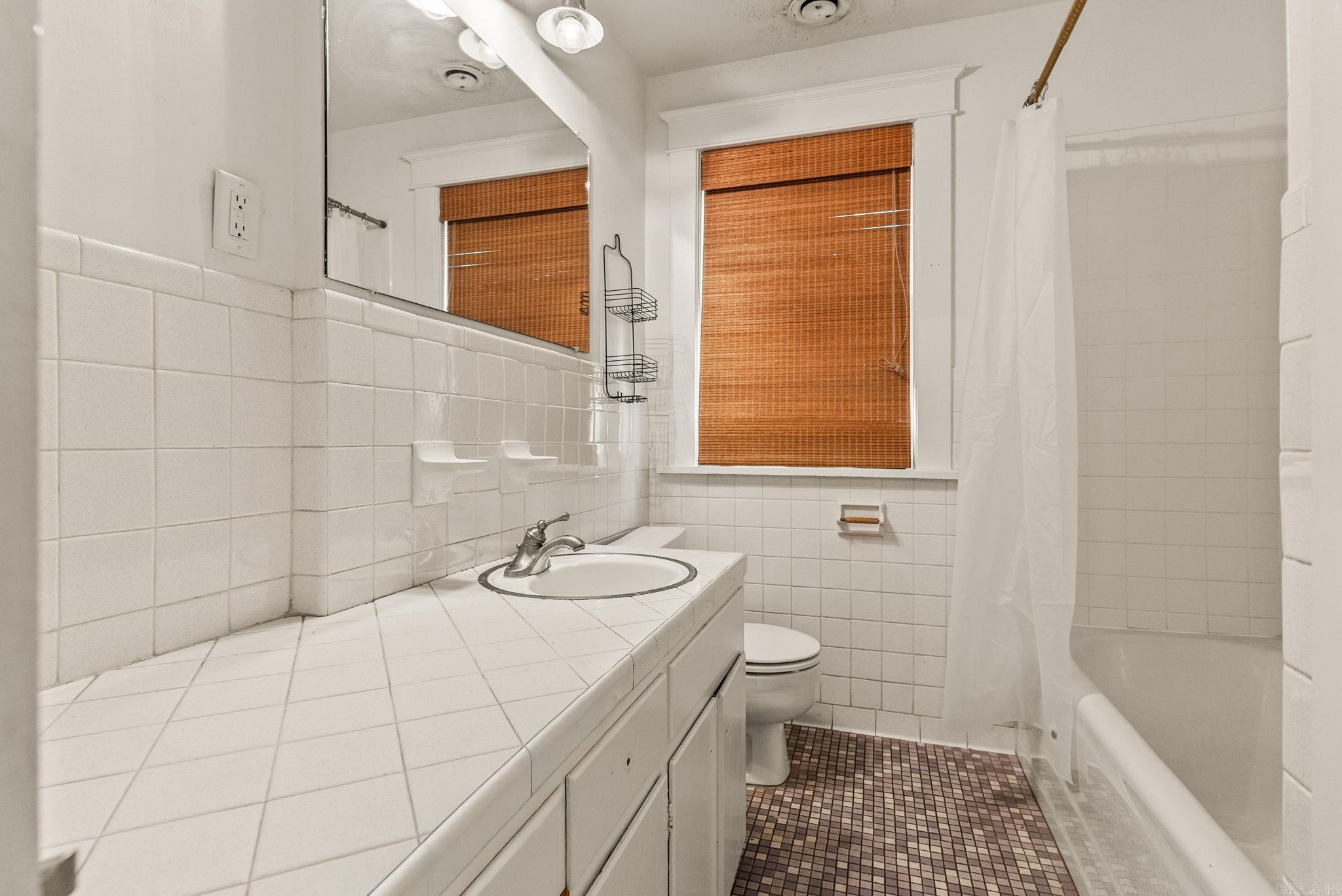 MIDLAND HILLS - Residential