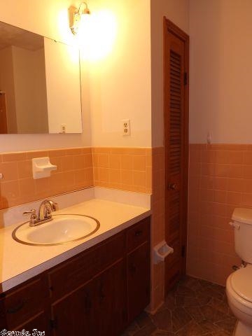 Dakota Second - Residential