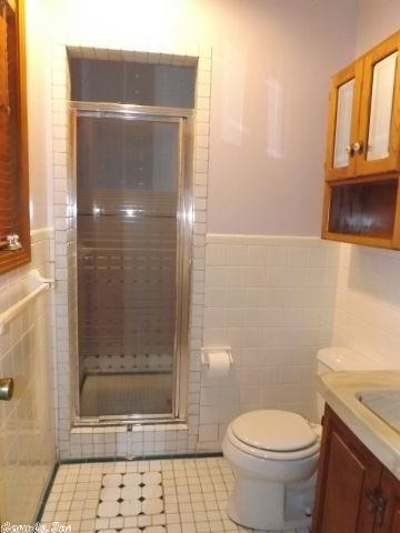 Dakota Second - Residential