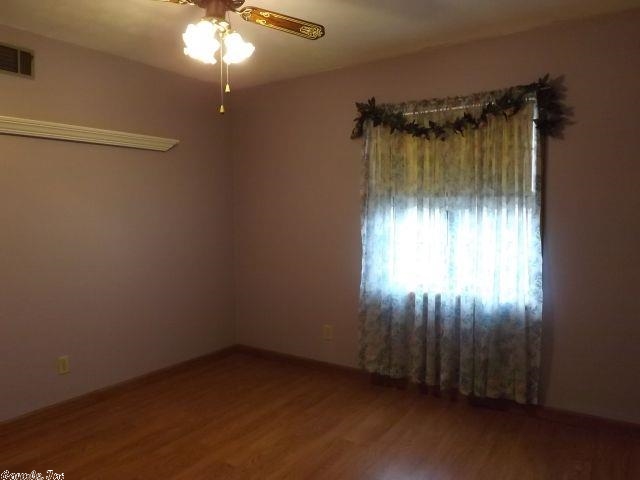 Dakota Second - Residential