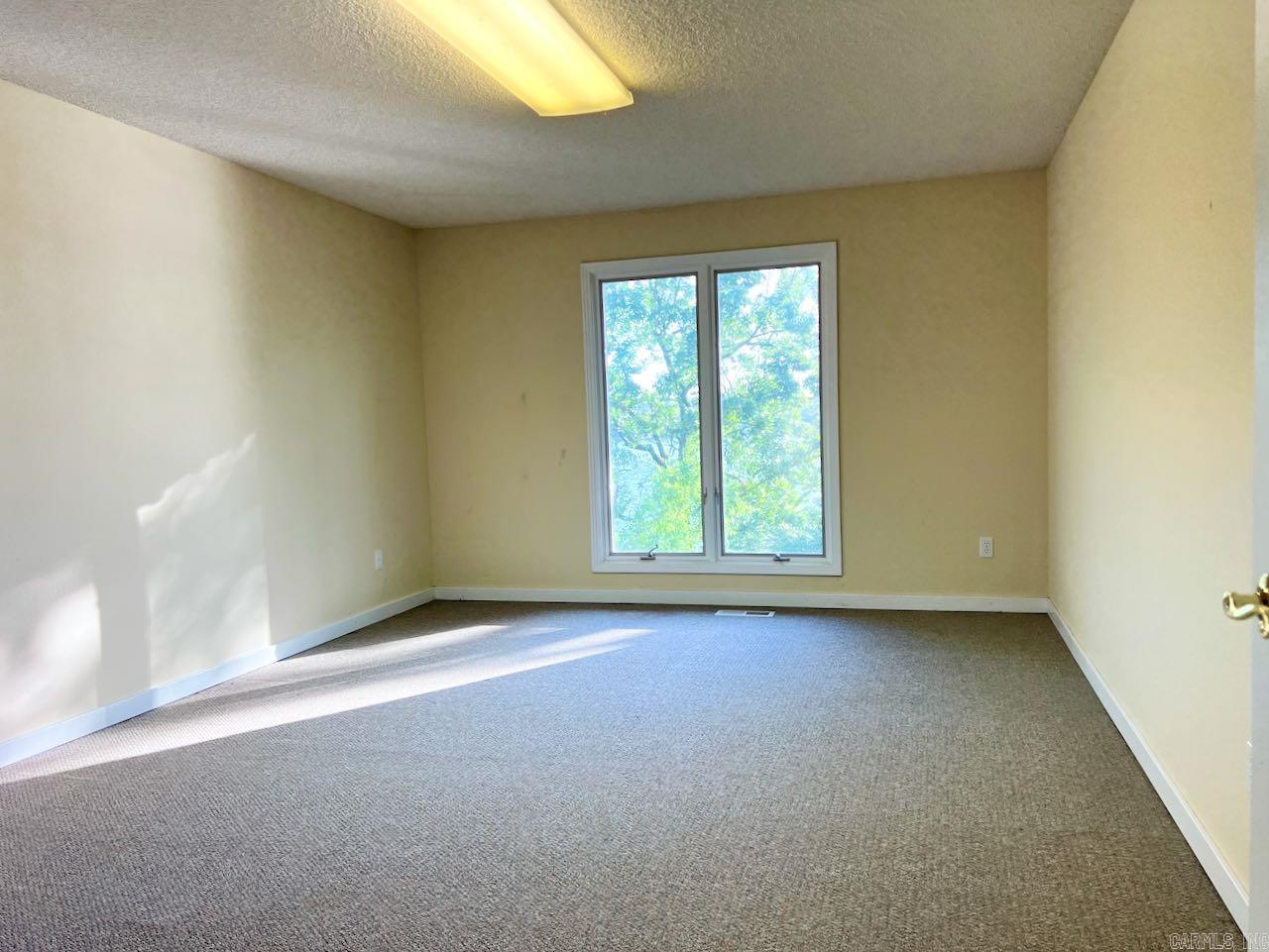 SALVATIERRA - Residential