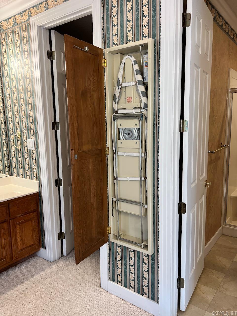 SALVATIERRA - Residential