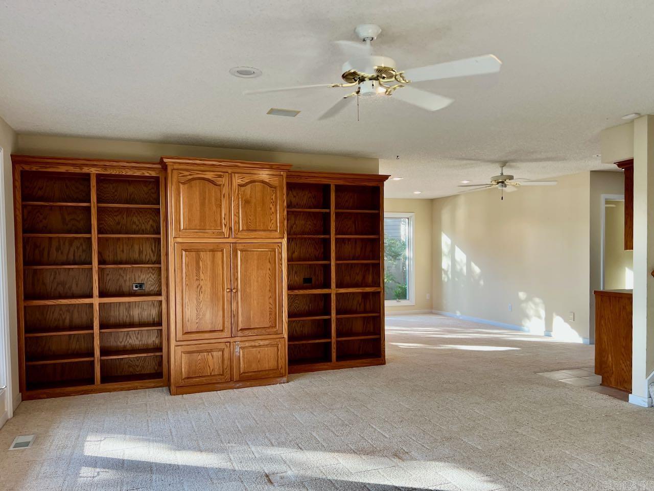 SALVATIERRA - Residential