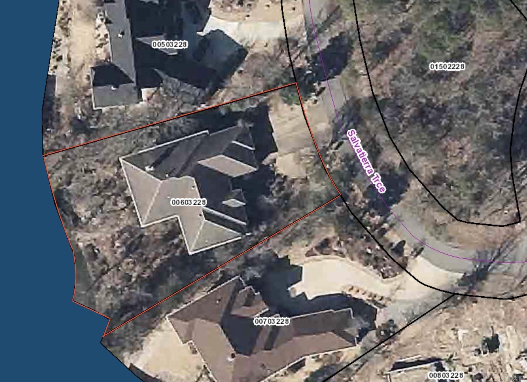 SALVATIERRA - Residential