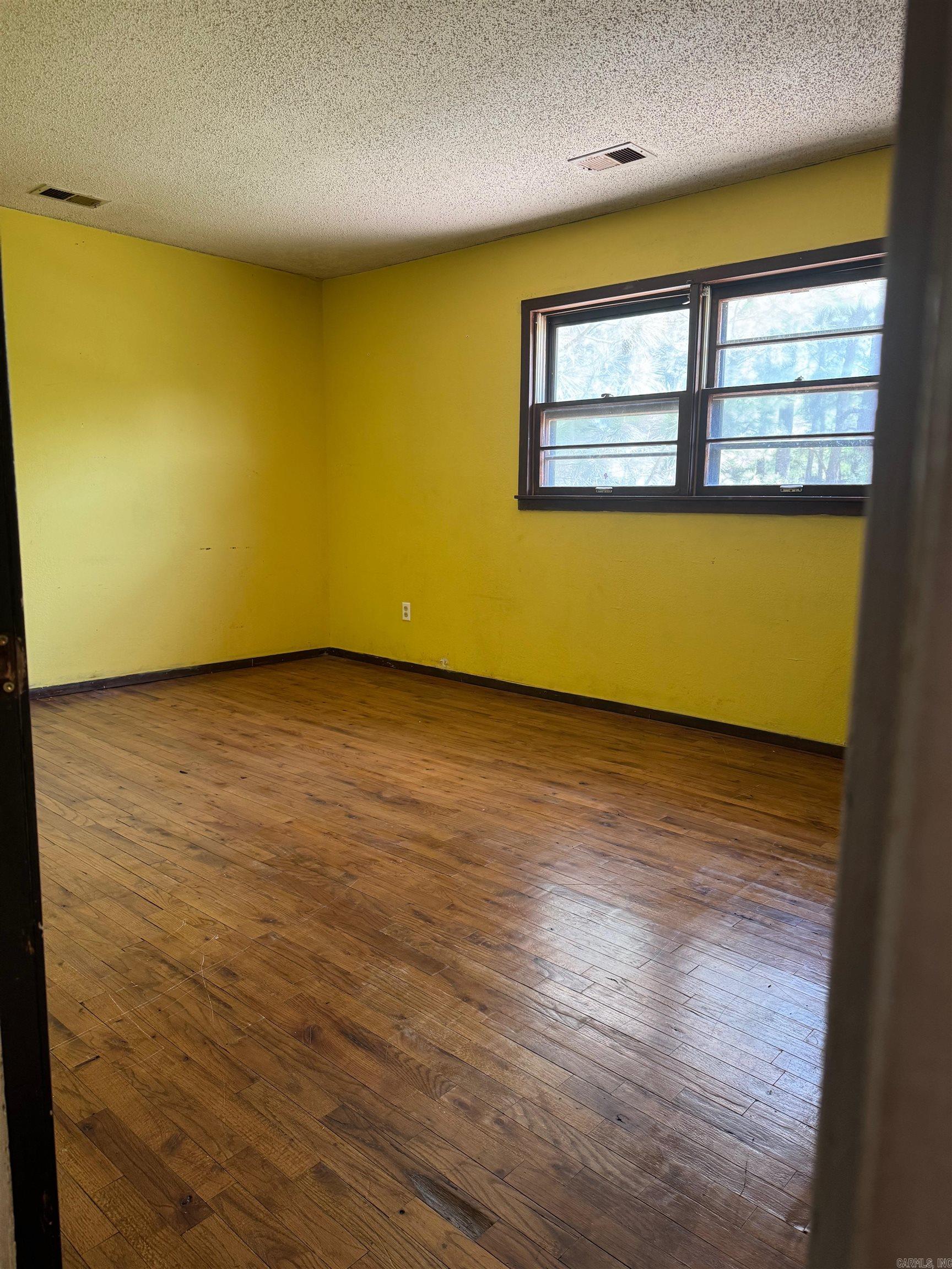 Mardis 2nd - Residential