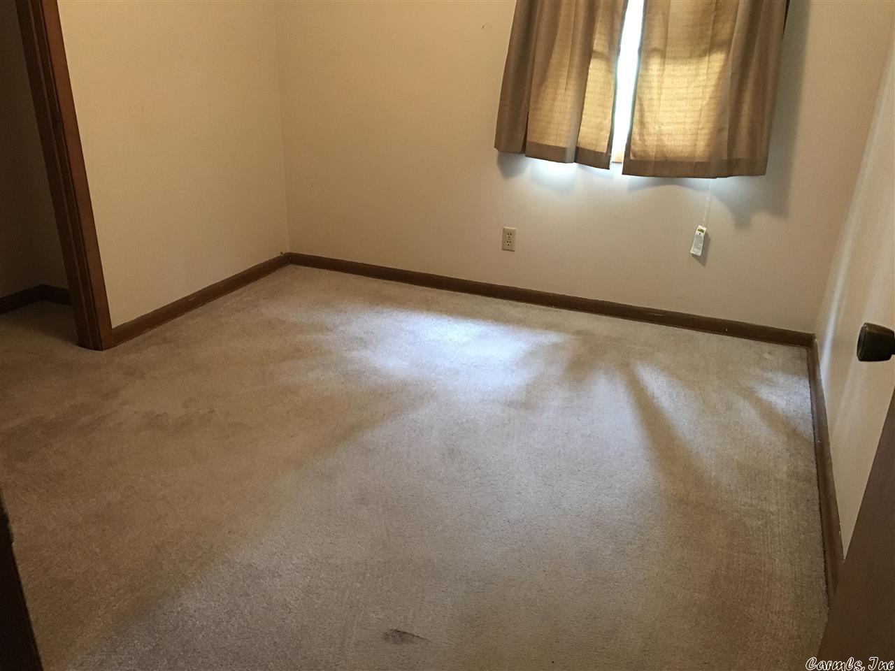 Dakota Third - Residential Lease