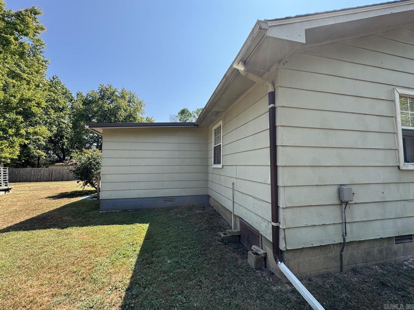 J & M ESTATES - Residential