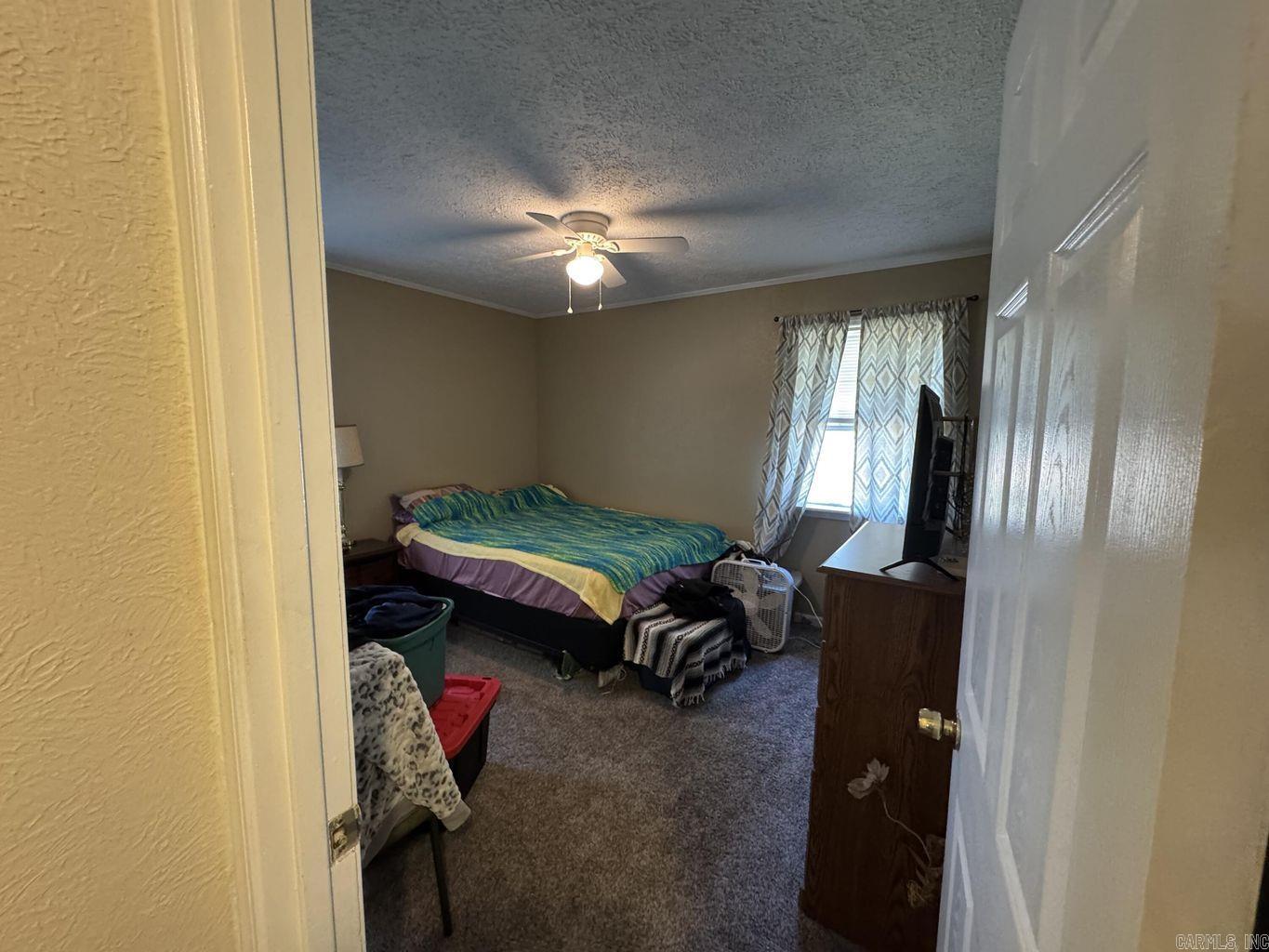 J & M ESTATES - Residential