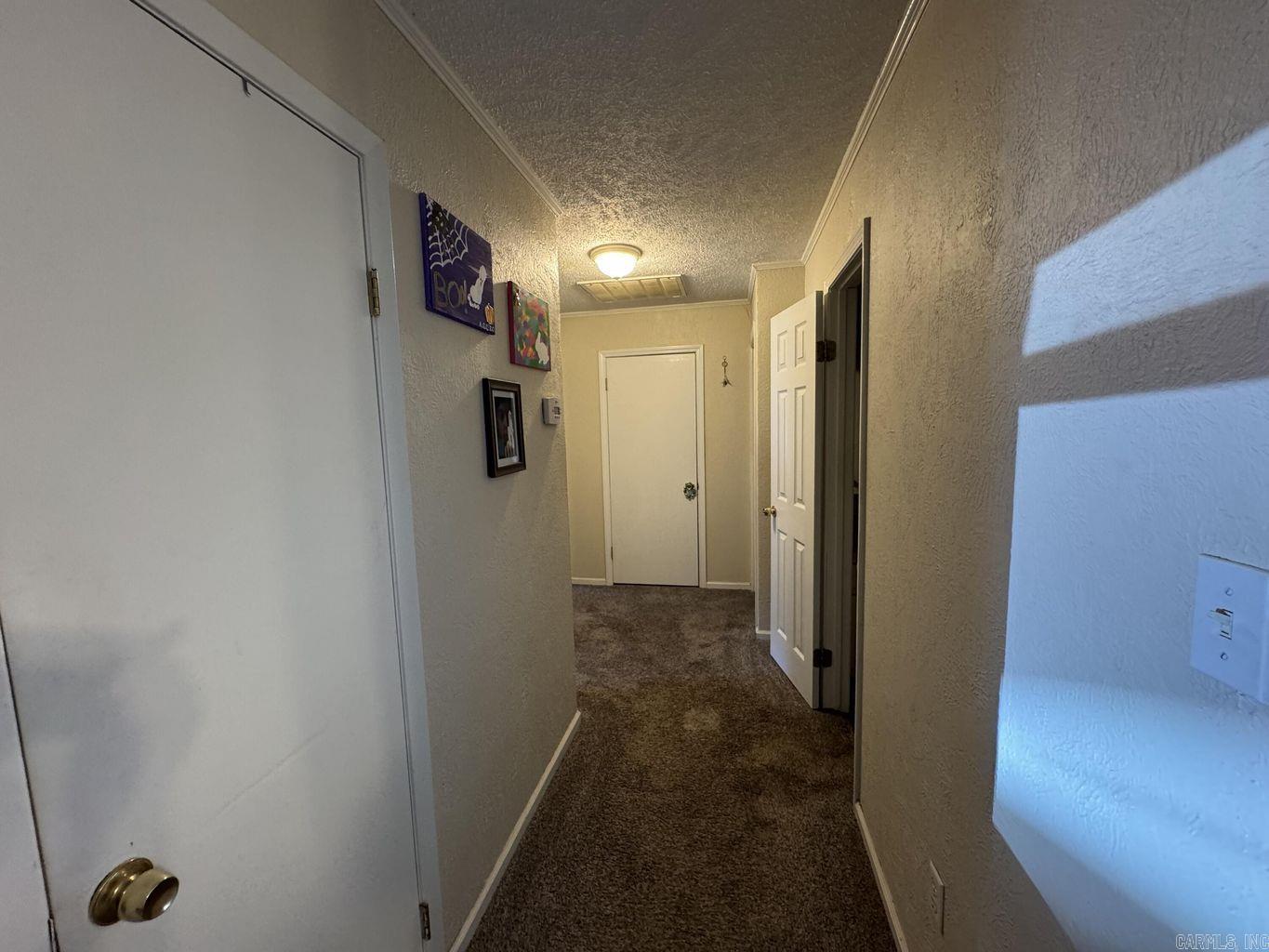 J & M ESTATES - Residential