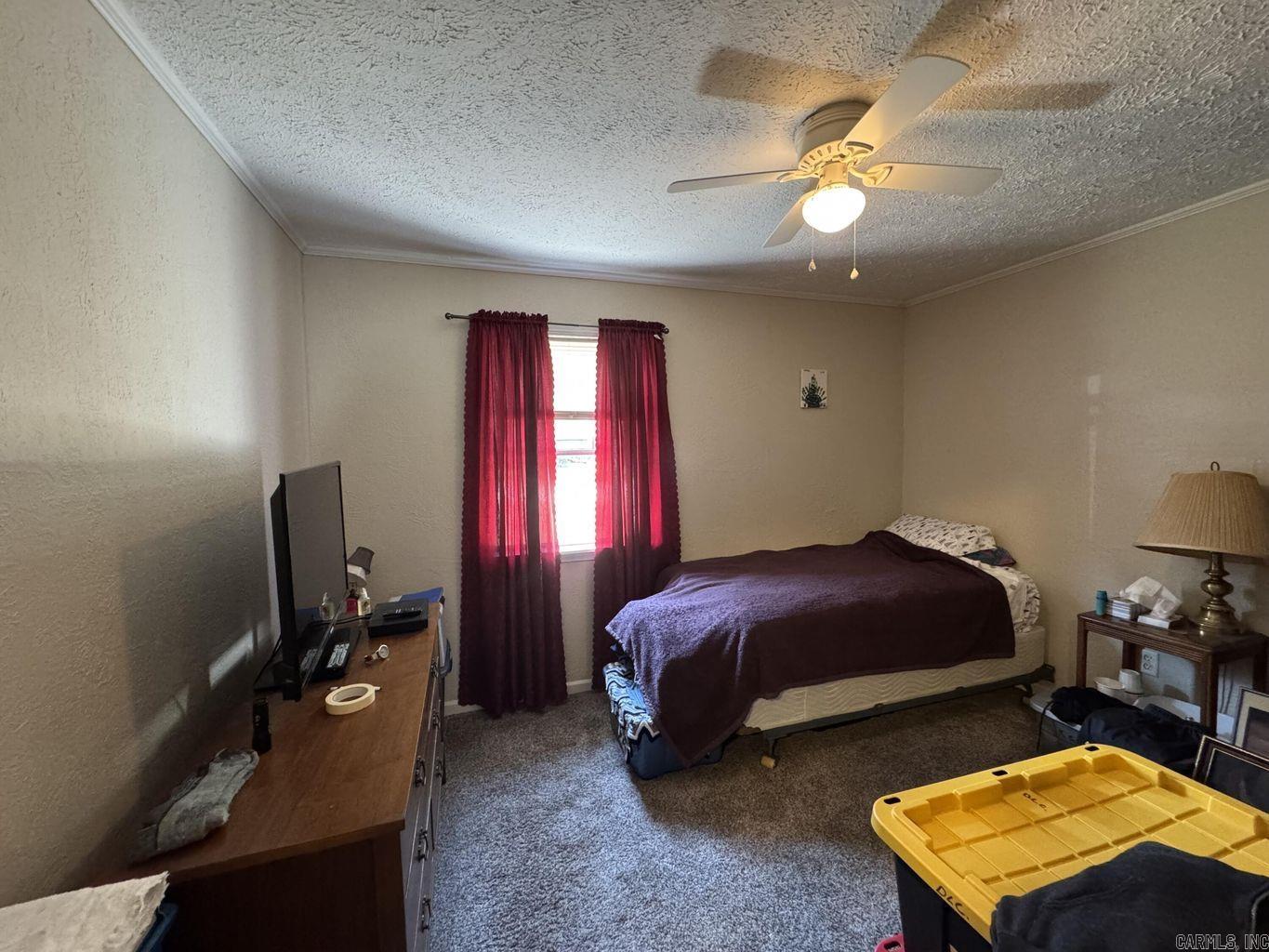 J & M ESTATES - Residential