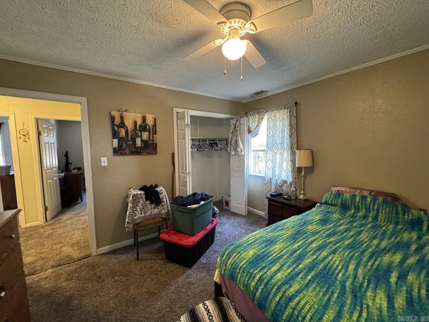 J & M ESTATES - Residential