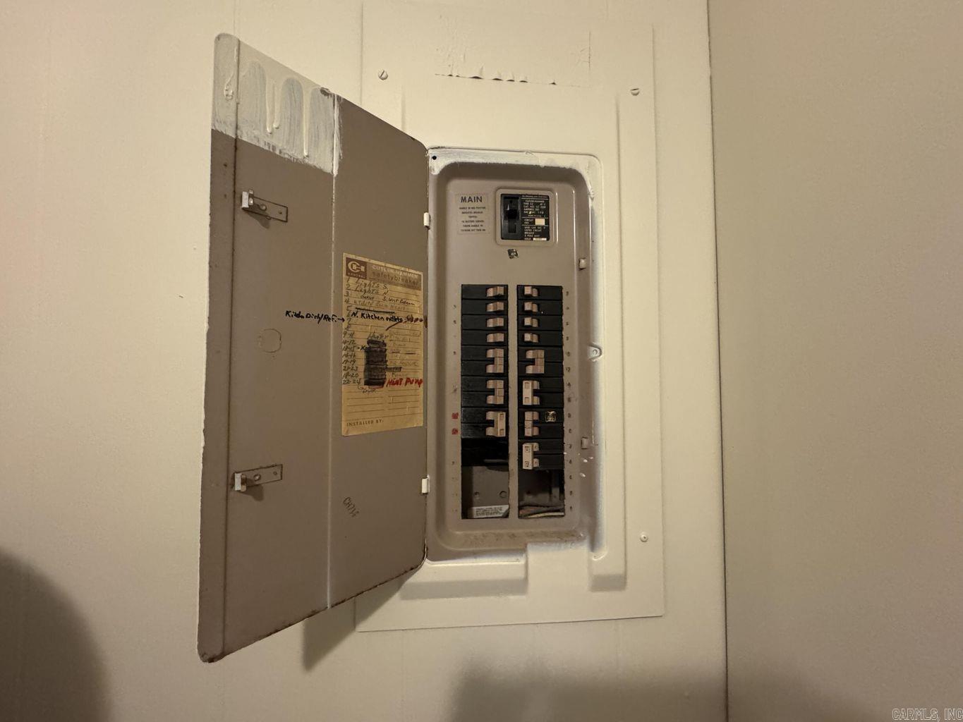 J & M ESTATES - Residential