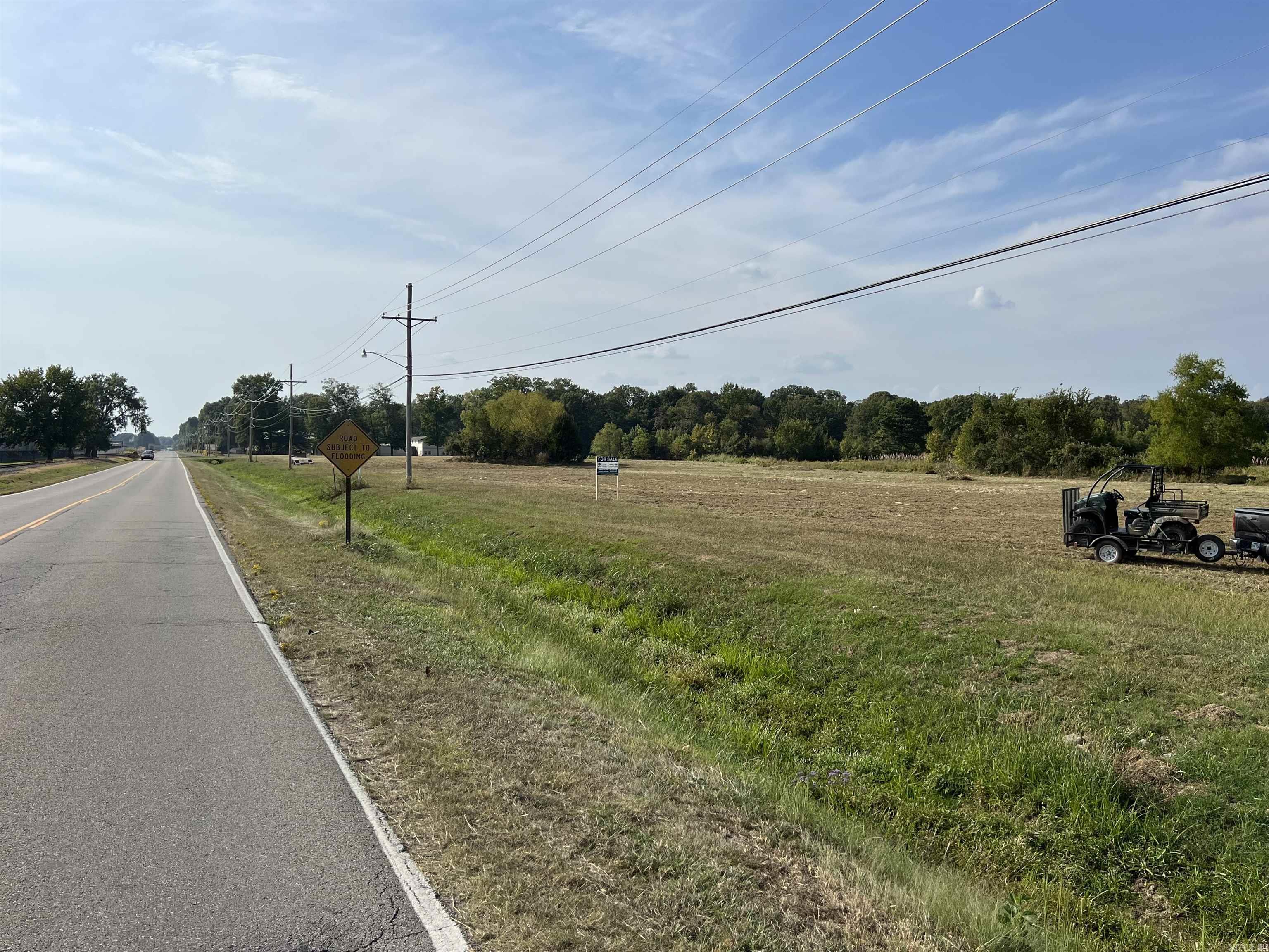 Searcy Outlots - Land