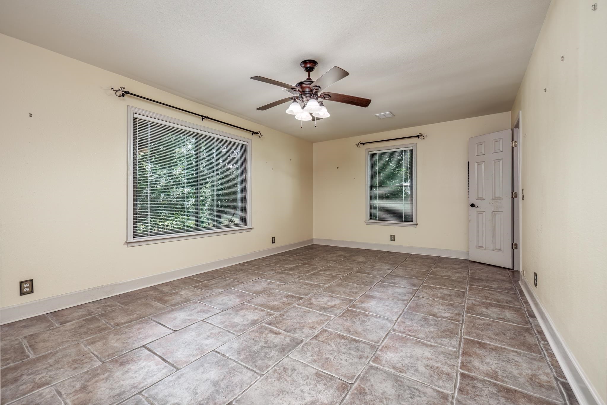 HAYDEN HEIGHTS - Residential