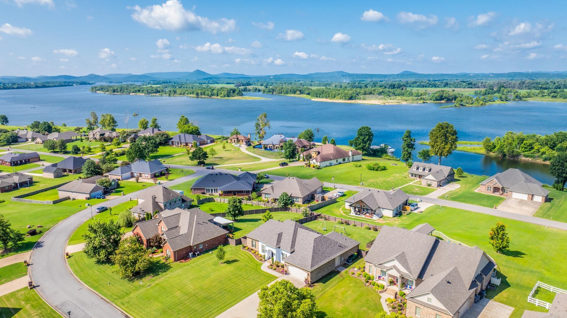 The River Plantation - Residential