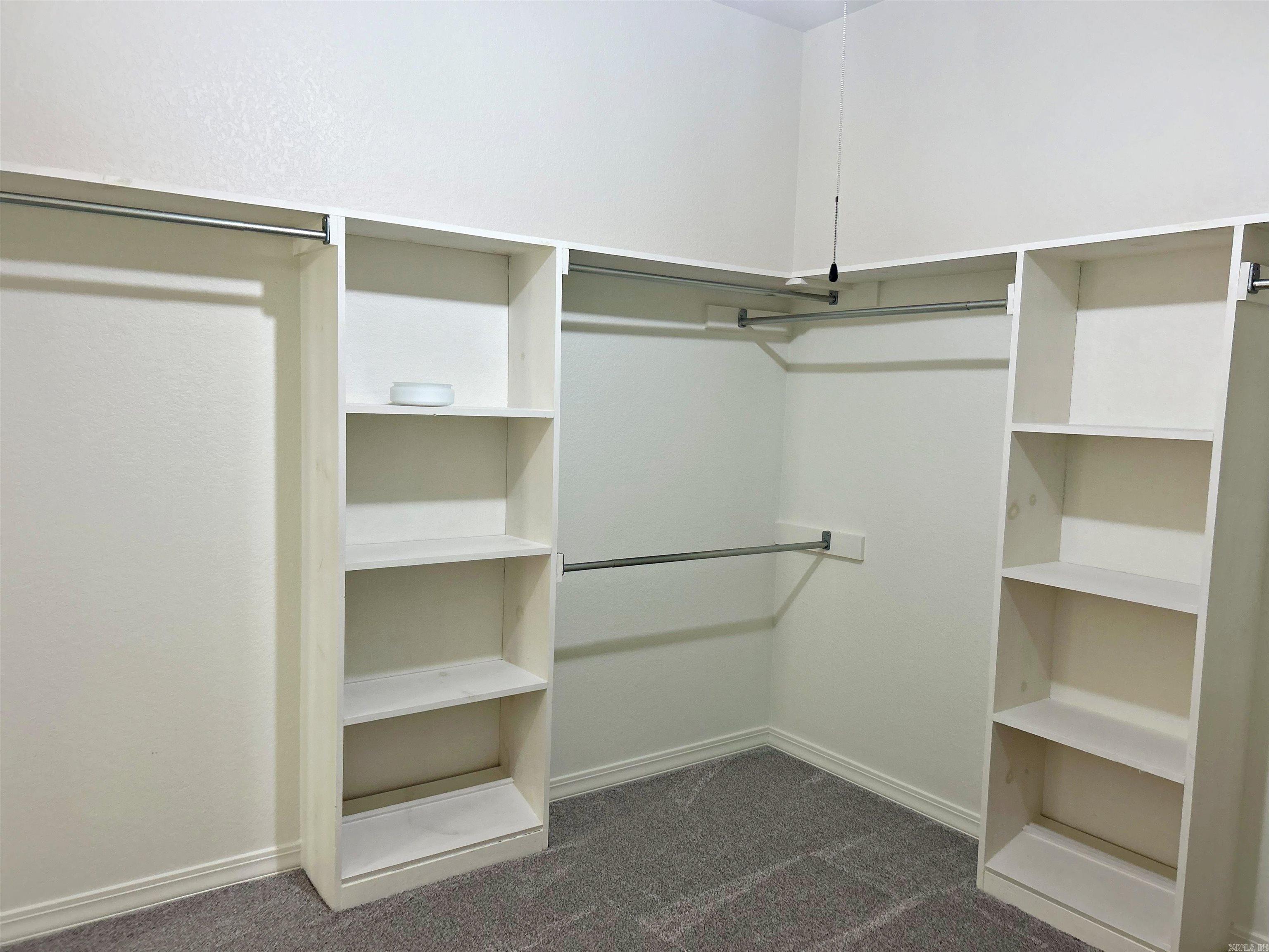 MAGNOLIA ESTATES ADDN - Residential