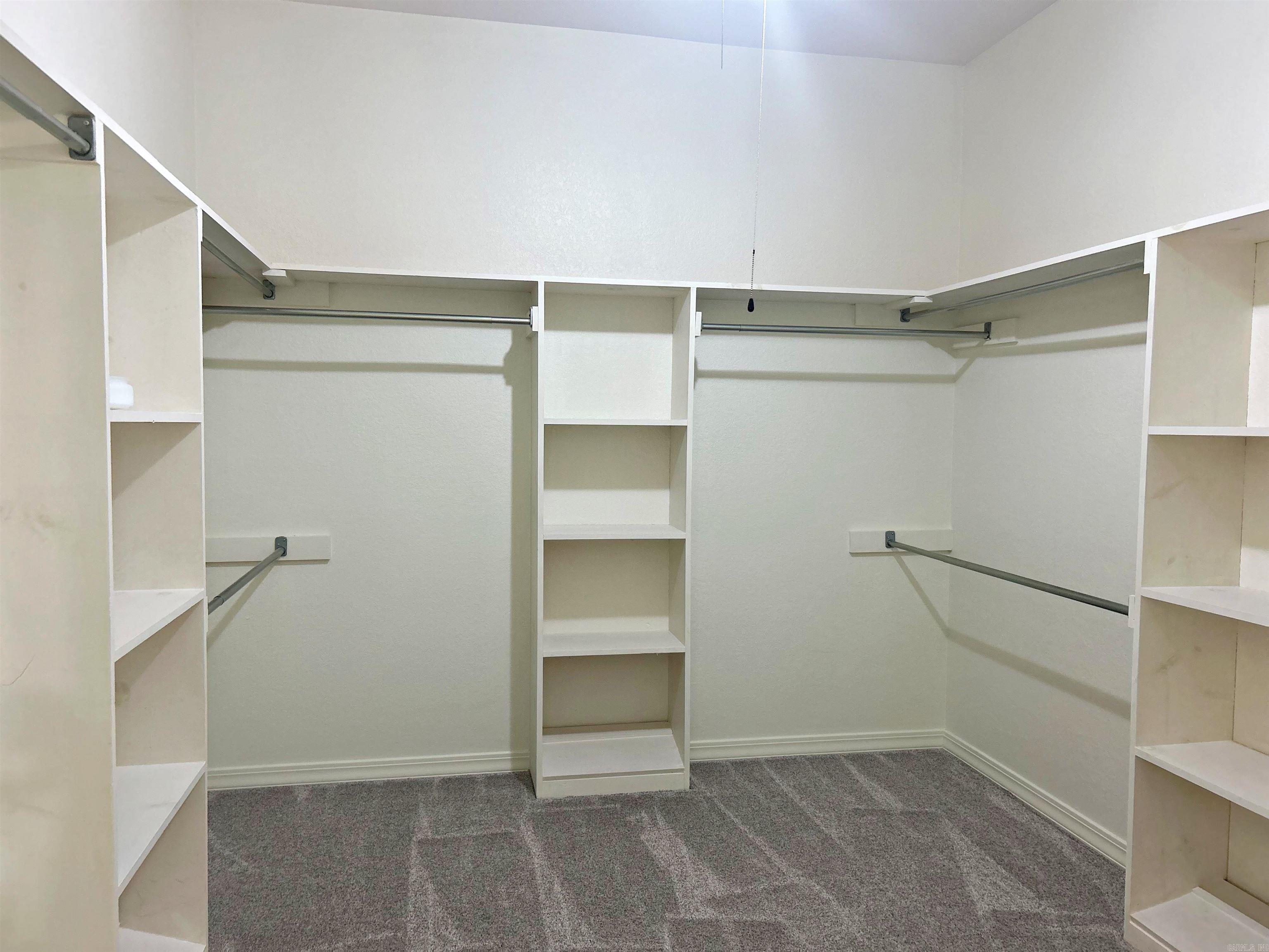 MAGNOLIA ESTATES ADDN - Residential