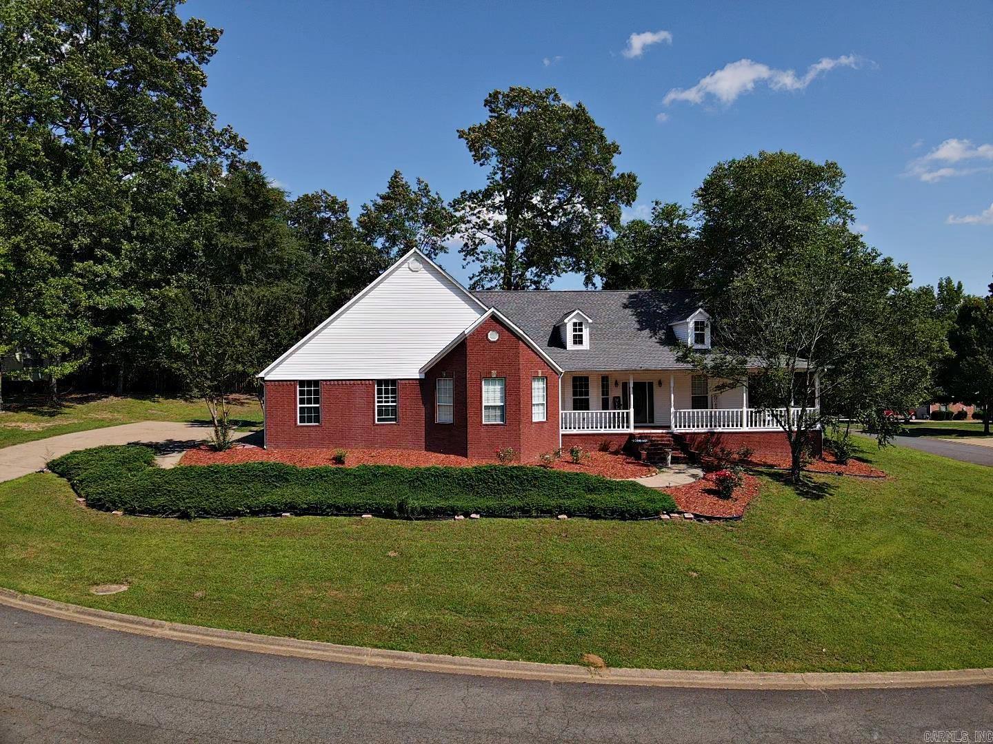 MAGNOLIA ESTATES ADDN - Residential