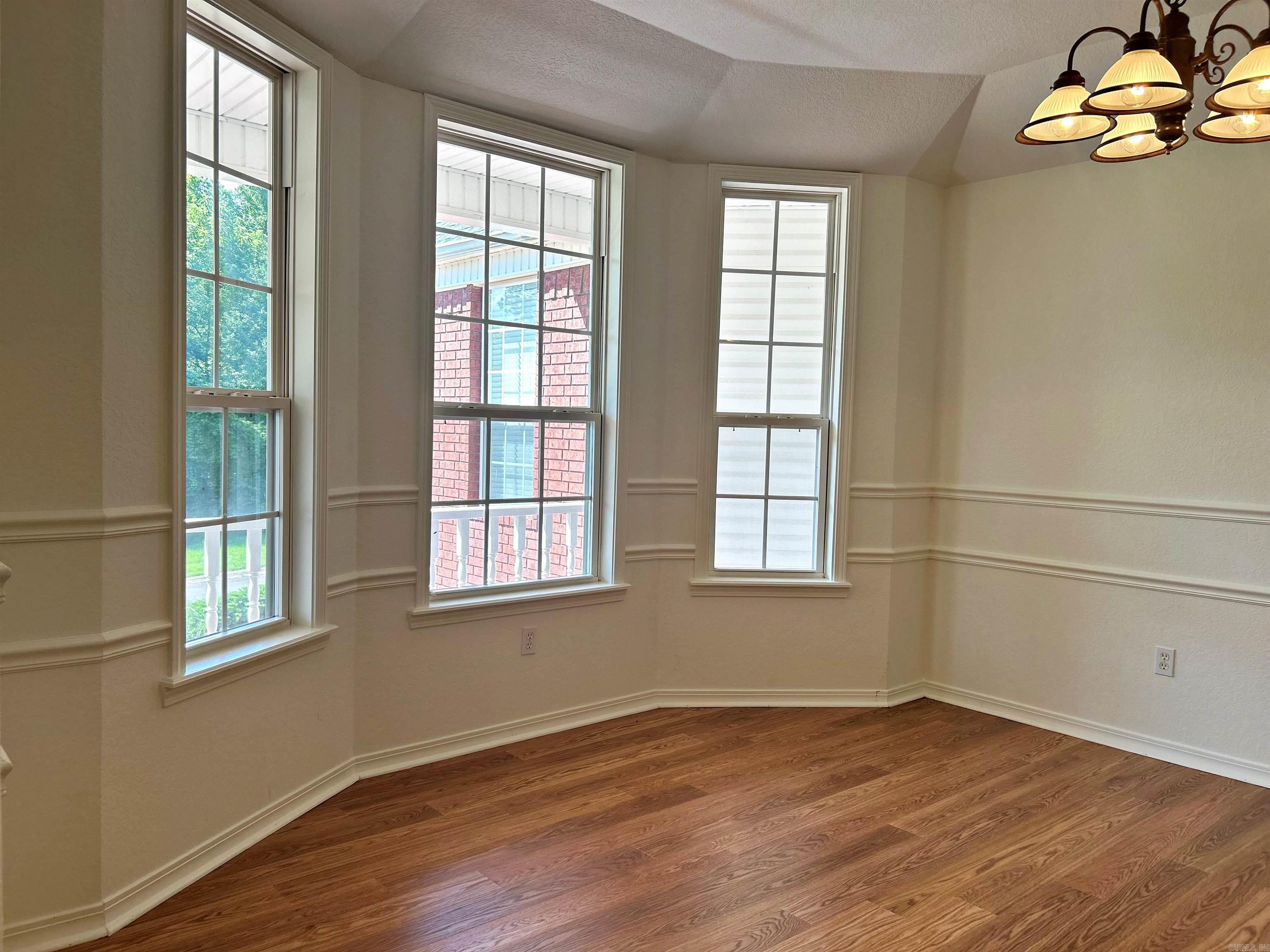 MAGNOLIA ESTATES ADDN - Residential