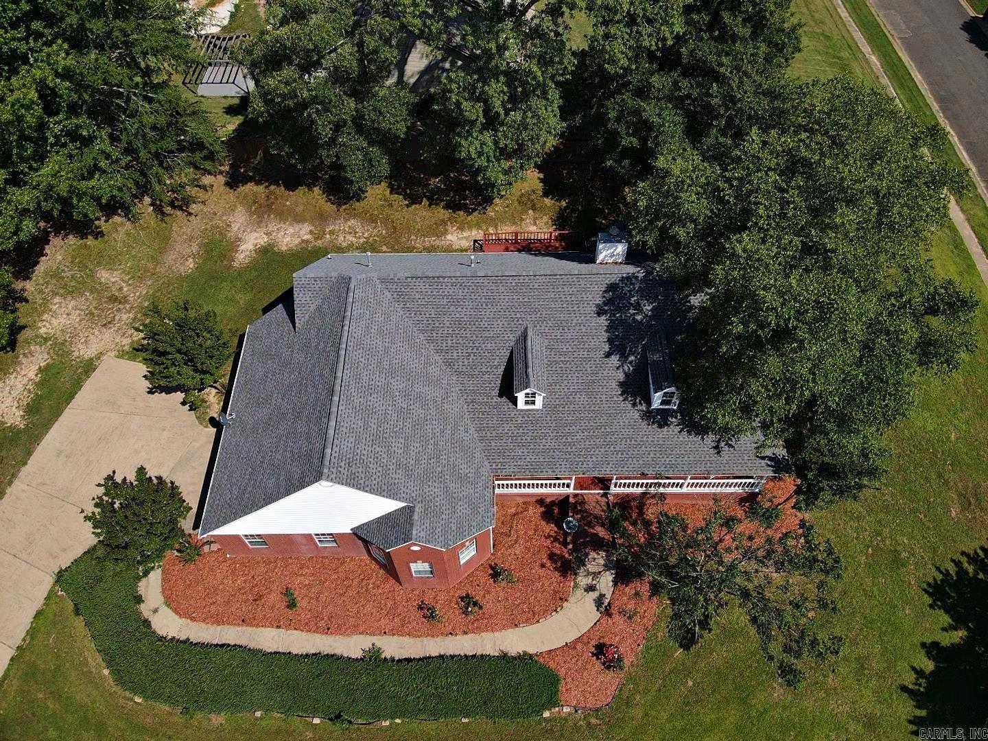 MAGNOLIA ESTATES ADDN - Residential