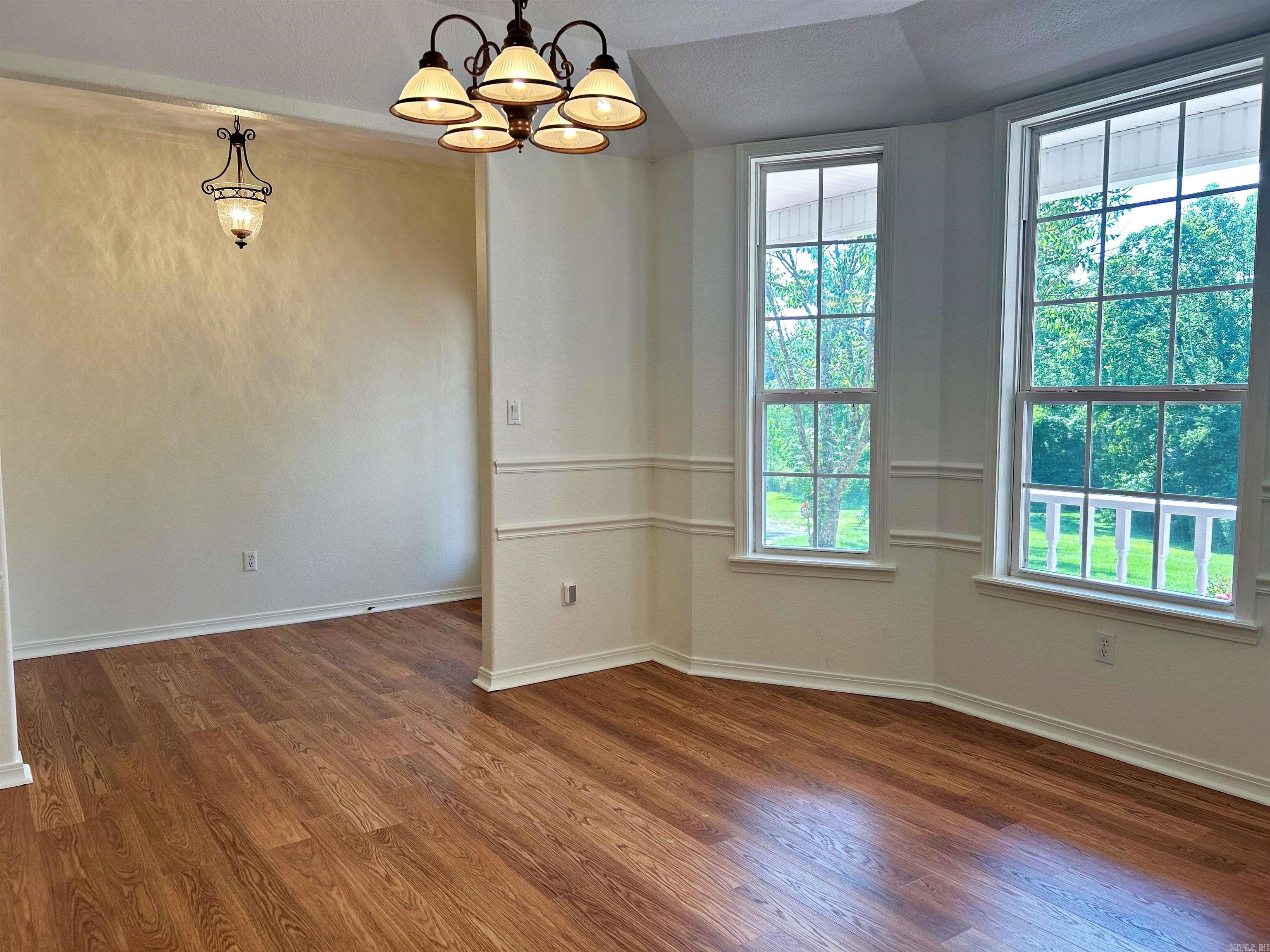 MAGNOLIA ESTATES ADDN - Residential