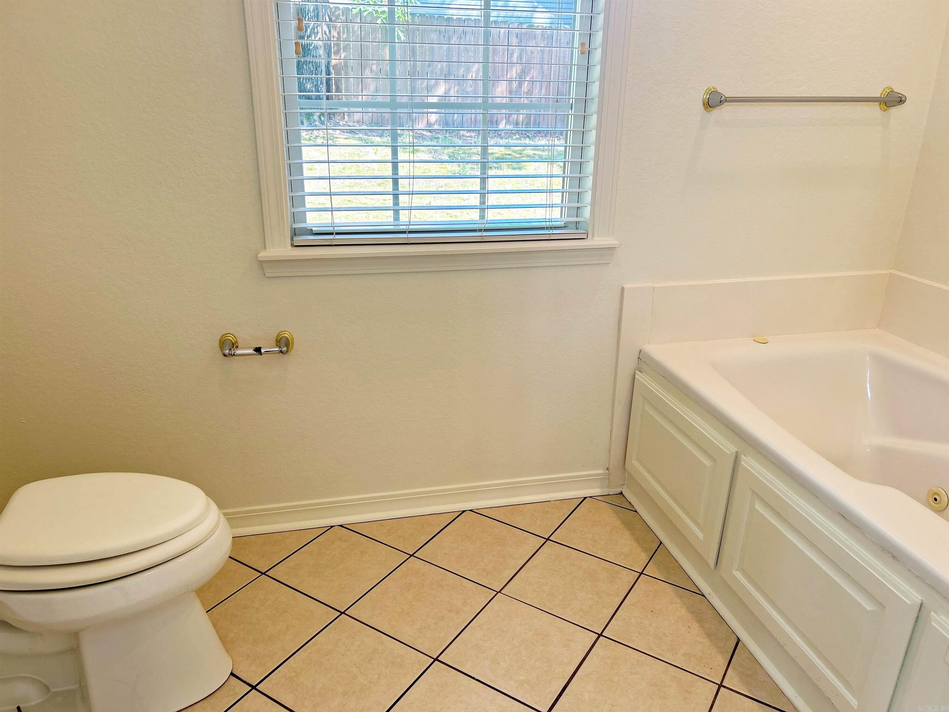 MAGNOLIA ESTATES ADDN - Residential