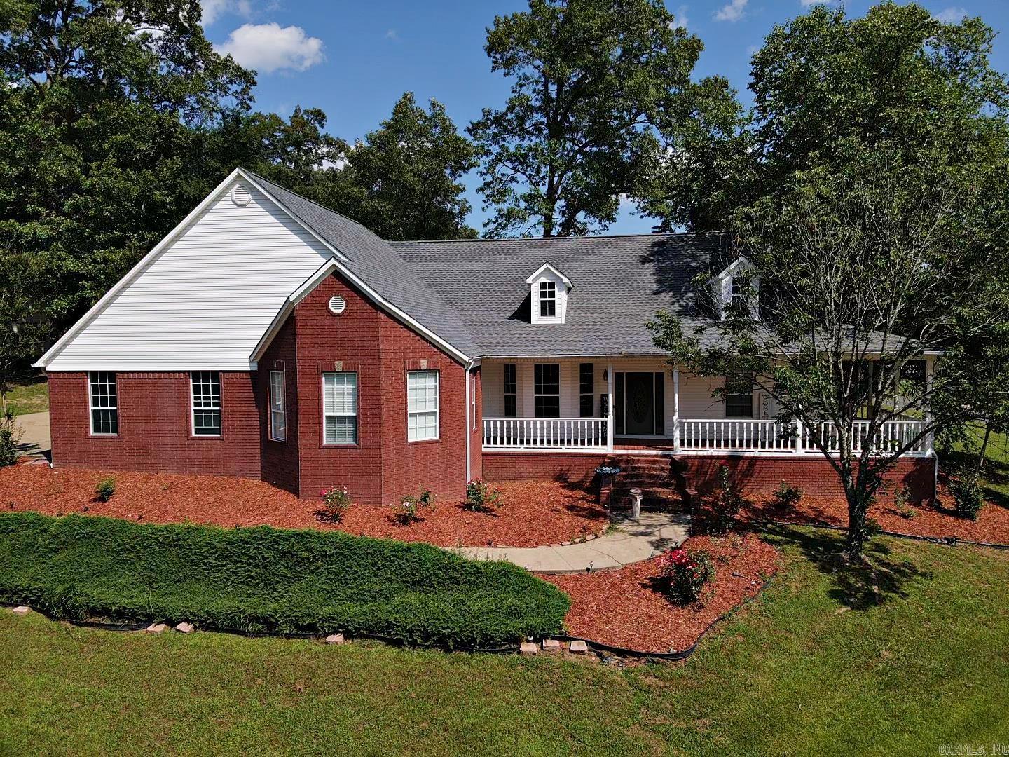 MAGNOLIA ESTATES ADDN - Residential