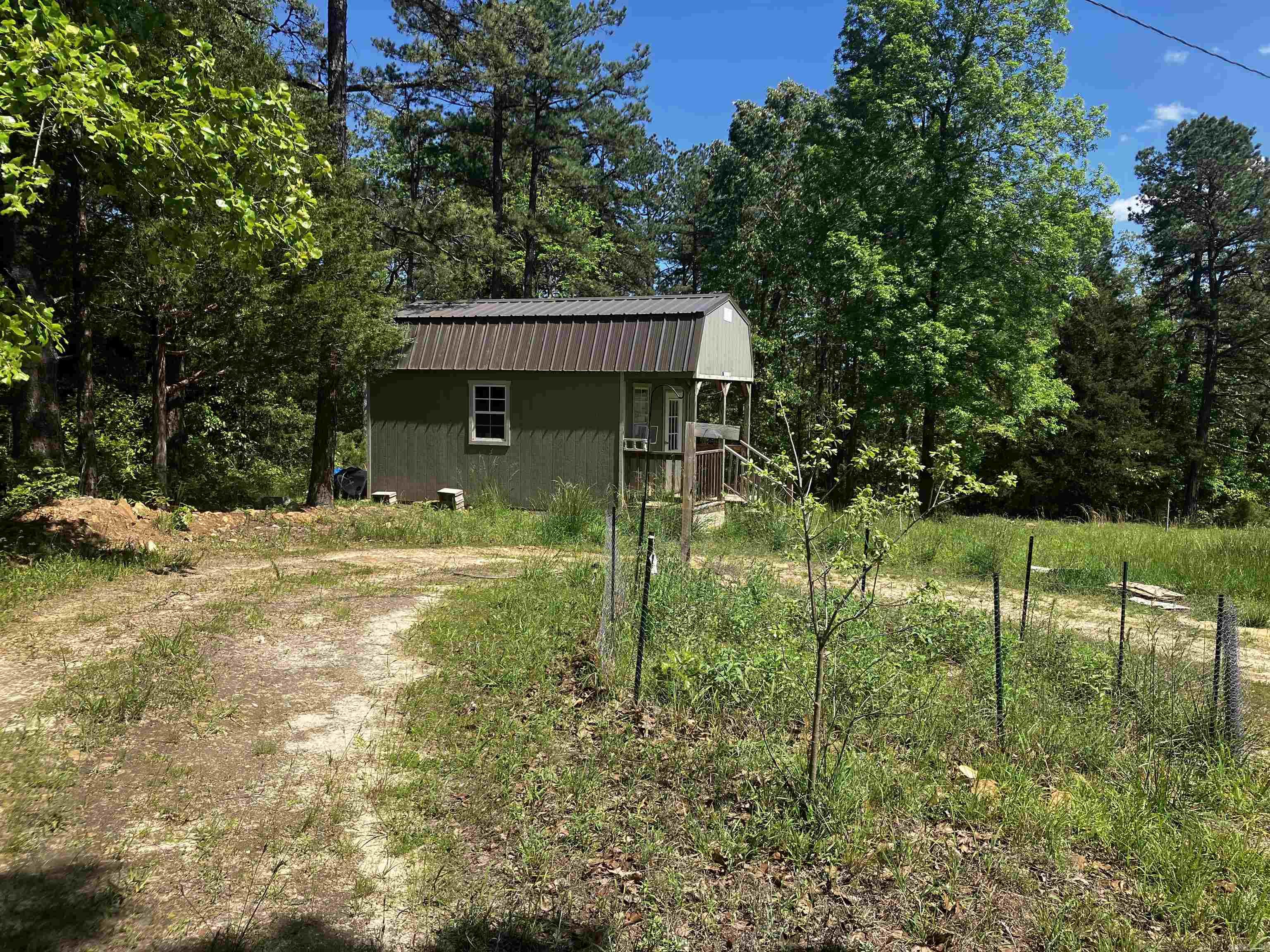 Metes & Bounds - Land