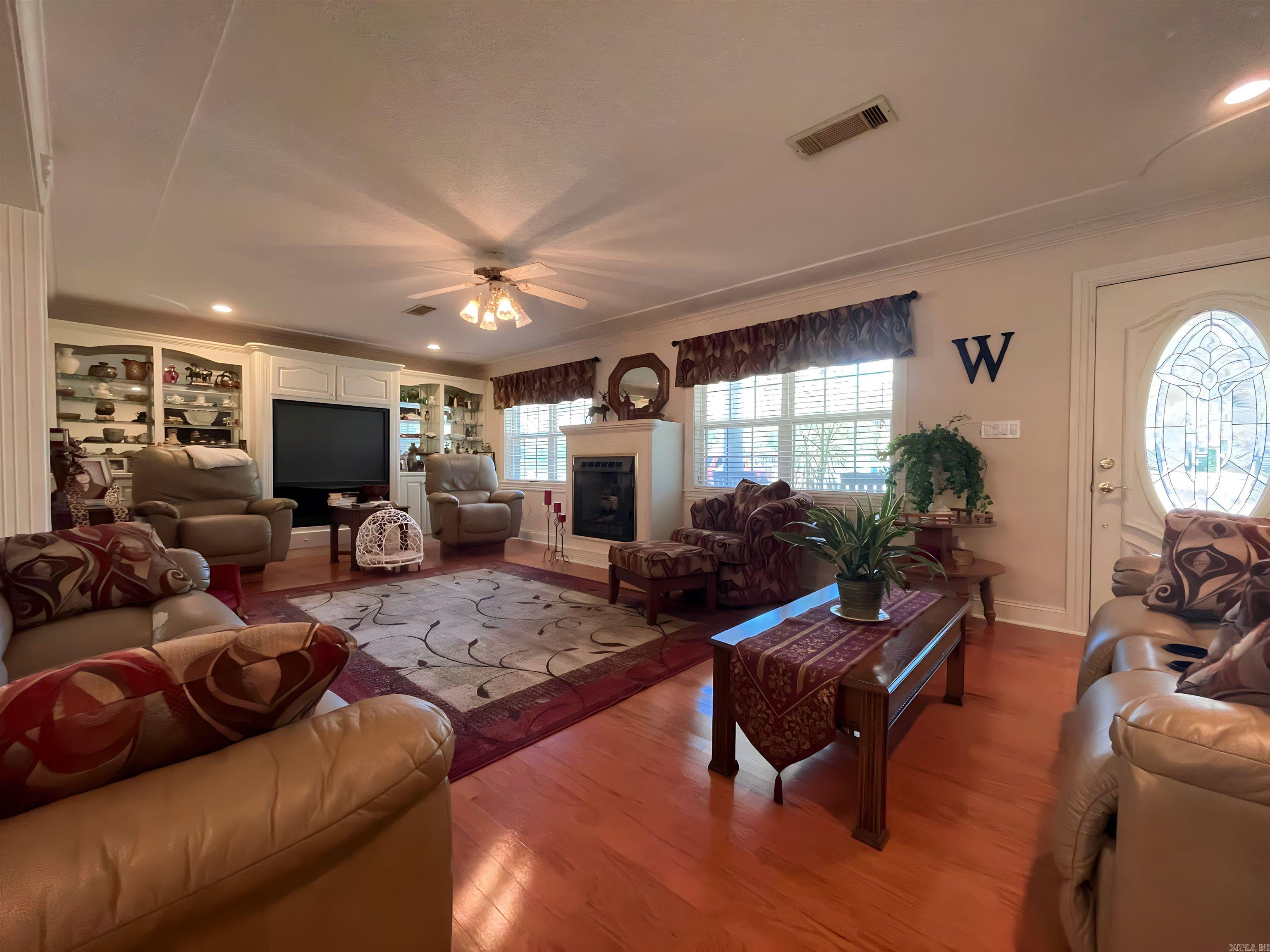 Friedawood - Residential