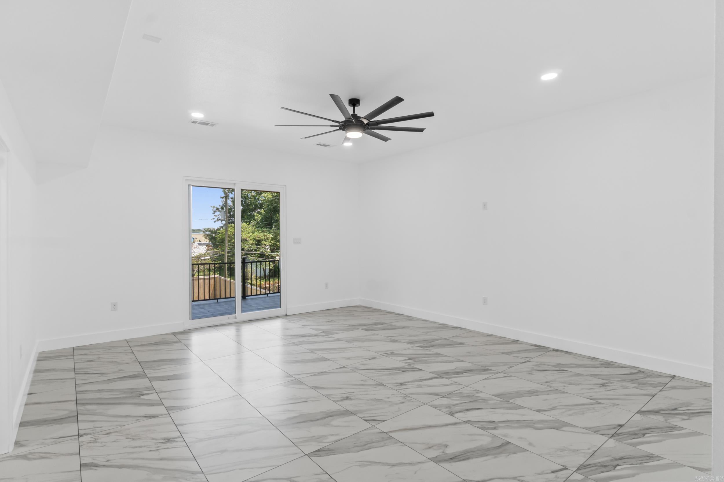 CRESTVIEW ADDN - Residential