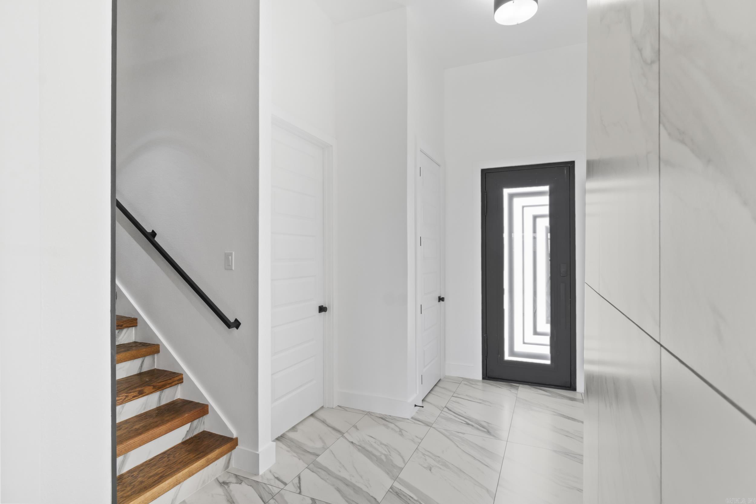 CRESTVIEW ADDN - Residential