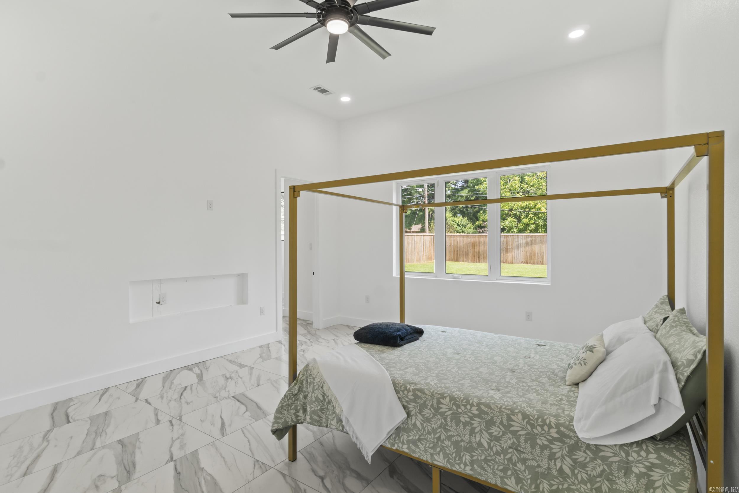 CRESTVIEW ADDN - Residential
