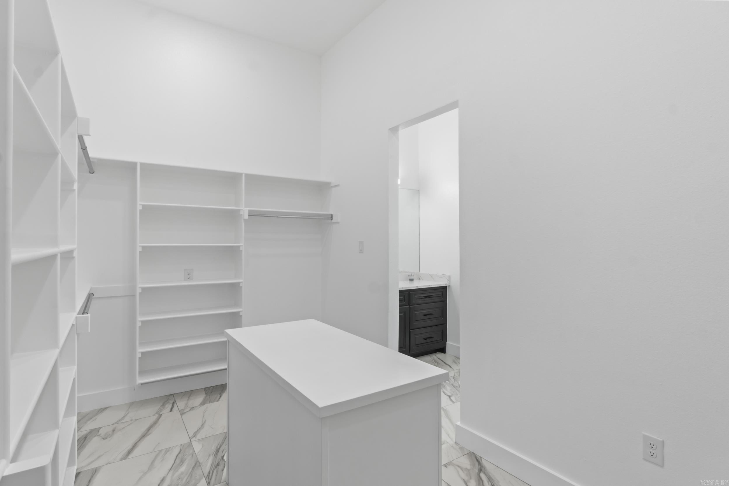CRESTVIEW ADDN - Residential