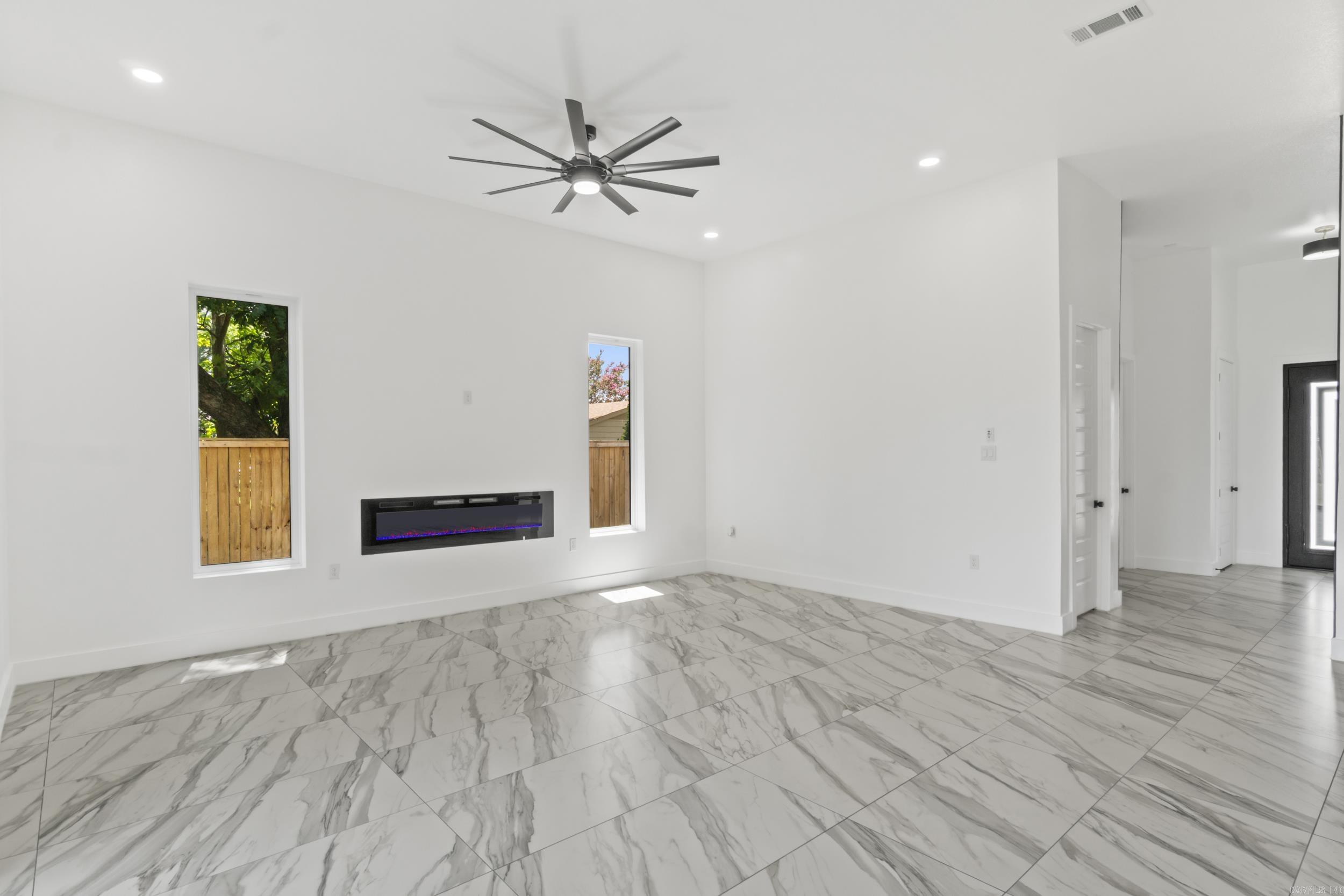 CRESTVIEW ADDN - Residential