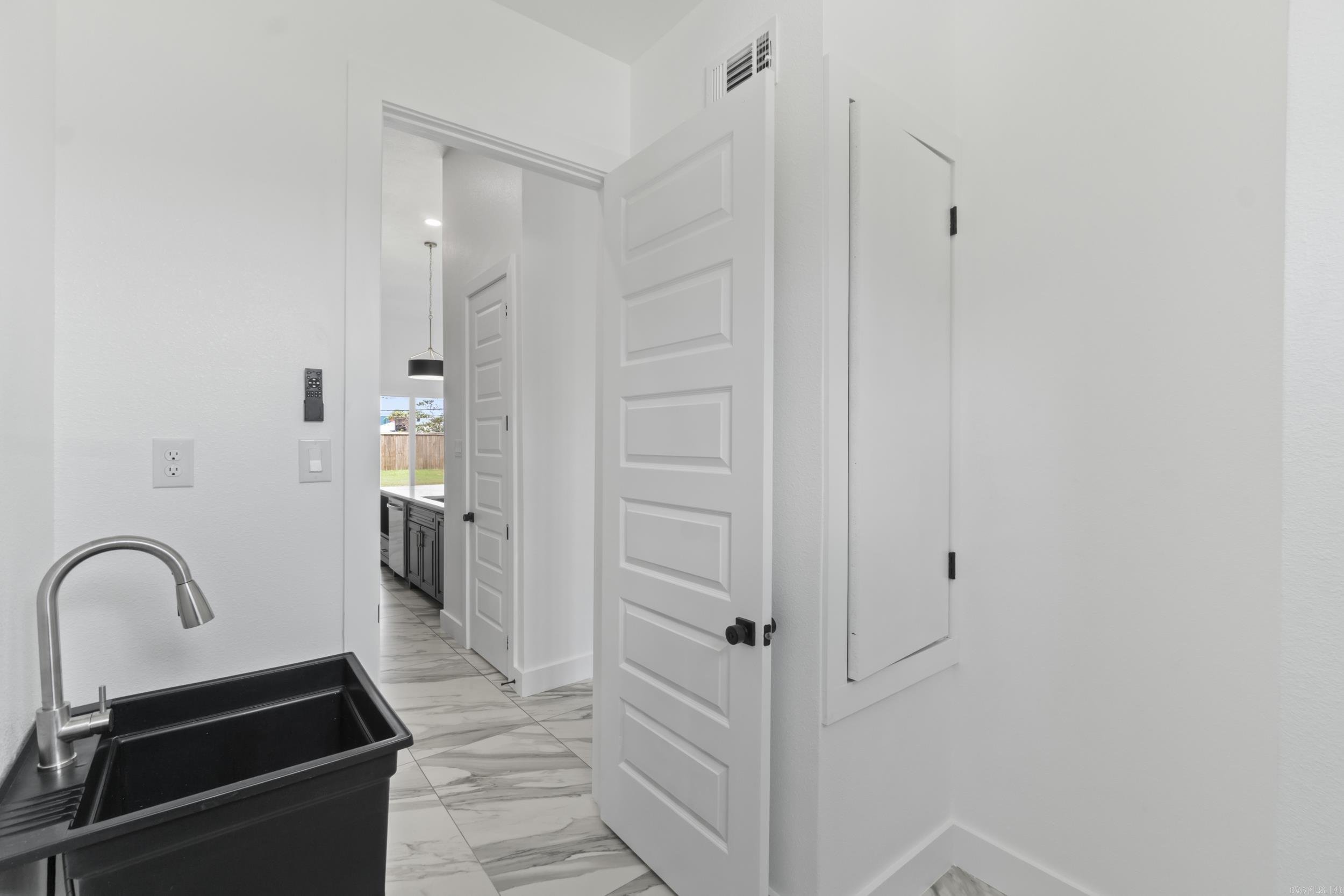 CRESTVIEW ADDN - Residential